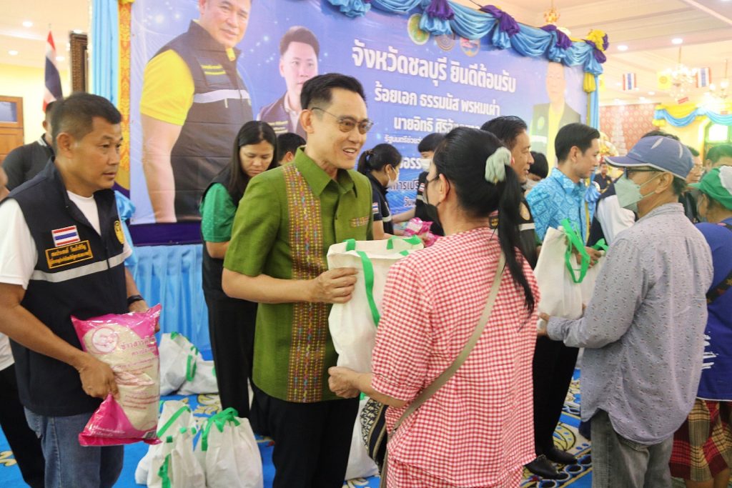 IMG_4508-1024x683 ธรรมนัส ควง รมช.เกษตรฯ ลงพื้นที่ตรวจราชการ พบปะรับฟังปัญหาความเดือดร้อนกลุ่มชาวประมง พื้นที่สัตหีบ